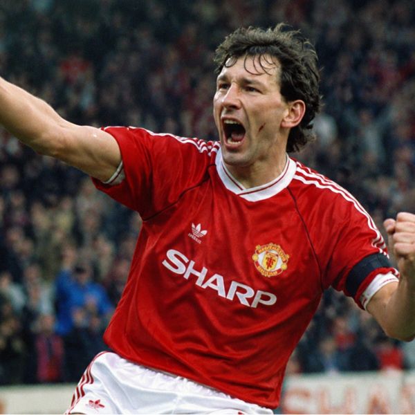 Bryan Robson mejores jugadores 80 uk
